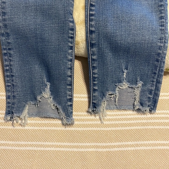 Abercrombie Skinny Jeans - Picture 4 of 4